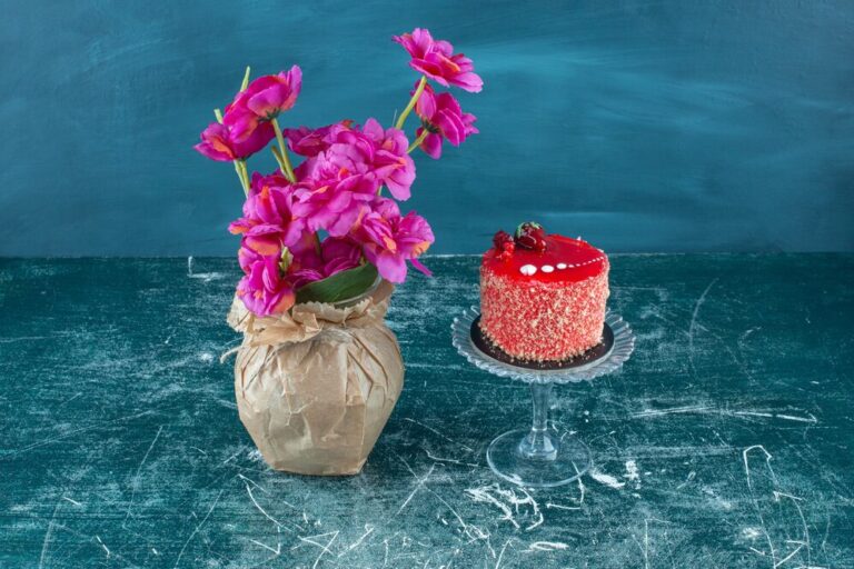 Cake and Gift Combos